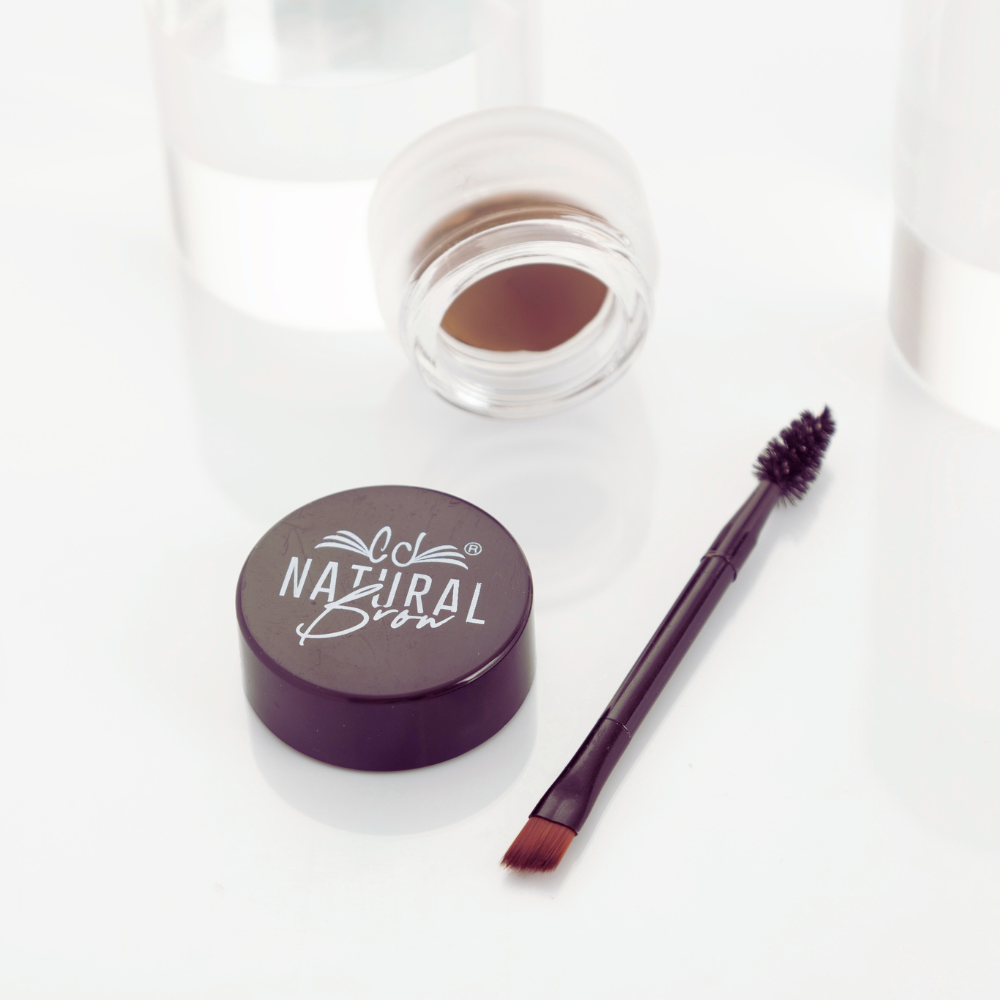 Long-lasting shadow wax for eyebrows