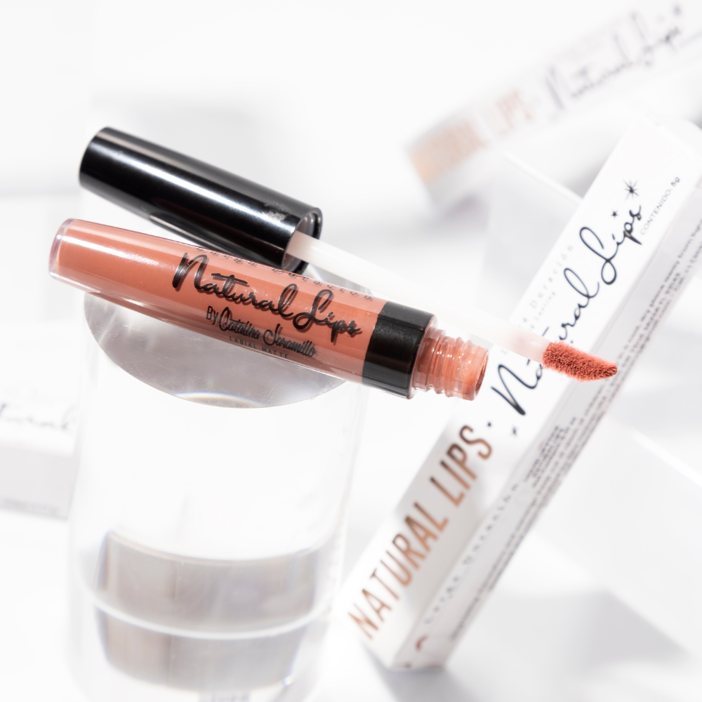 Natural long lasting lipstick